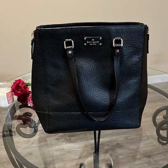 🌸🌺kate spade Grove Court Thea Tote🌸🌺 - Picture 1 of 16
